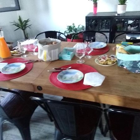 Virginie Et Serge Fuisse Ngoại thất bức ảnh